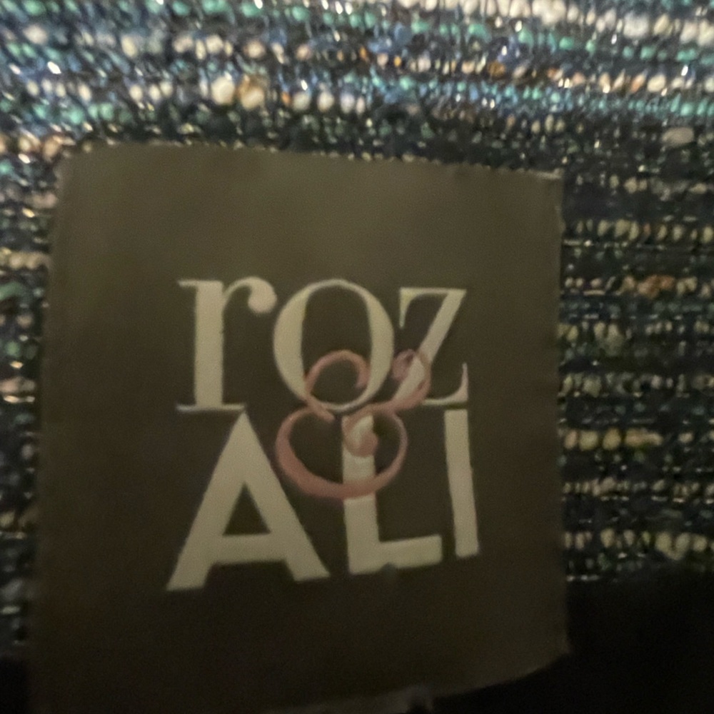 Blazer - Picture 4 of 5
